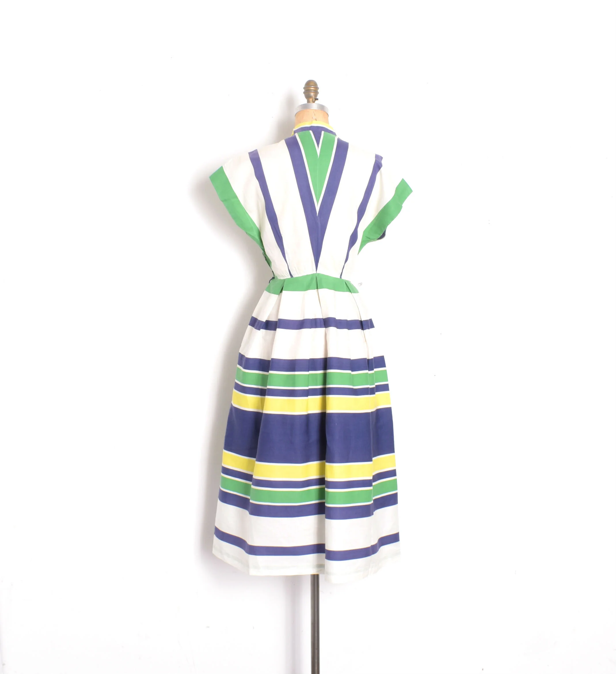 50s Betty Barclay Striped Cotton Dress-small — La Poubelle Vintage 50s Betty Barclay Striped Cotton Dress-small — La Poubelle Vintage
